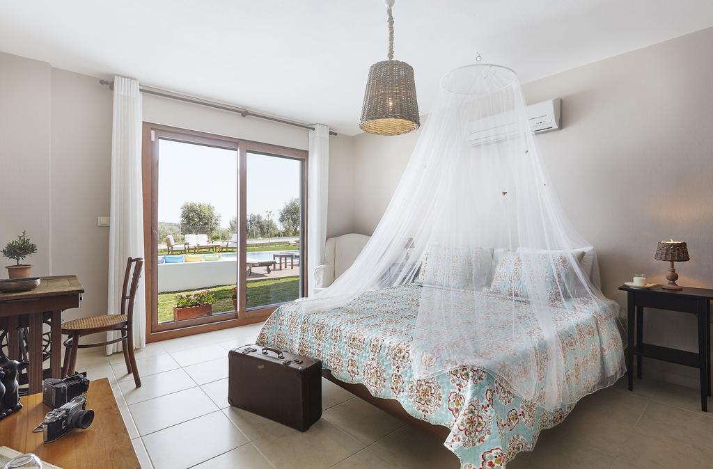 L'Olivier Guest House Alacatı Ruang foto