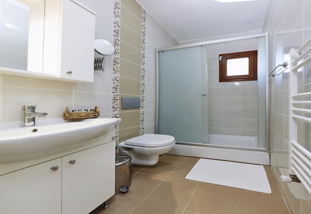 L'Olivier Guest House Alacatı Ruang foto